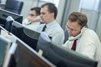 Godziny pracy TMS Brokers i płynność rynku w czasie świąt Wielkanocnych